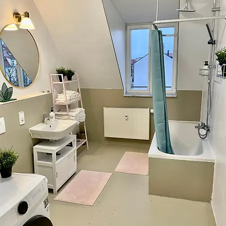 Familientraum-kueche-waschtrockner-playstation-netflix-wifi Apartment